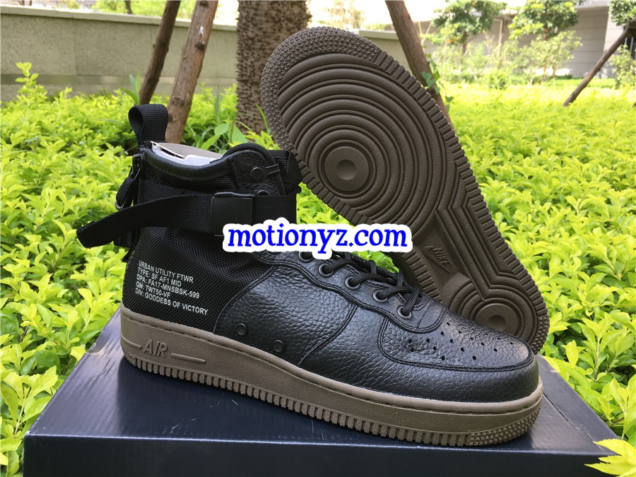 Nike Special Field Air Force 1 Mid Black